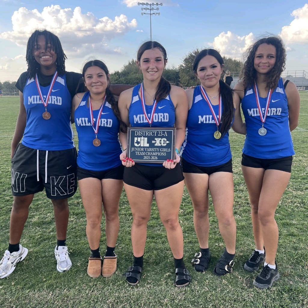Varsity/JV
Ja'Kyah Hightower 7th
Desirae Villa 10th
Jalyn Masters 4th
Amiya Smith 6th
Ayden Turner 2nd
Kary Ortiz 8th
District Champs JV/varsity
Jr. High
Logan Taylor 5th
Caiden Smith 10th
Overall, we had an awesome season and our varsity girls will be advancing to regionals