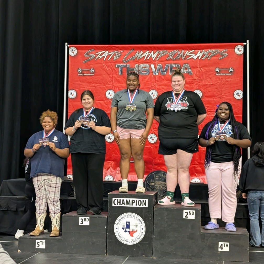 ✨💙 STRONG GIRLS SHINE BRIGHT 💙✨
Shoutout to Makayla Wallace for placing 4th in the STATE and bringing home that medal! 🏅
Beauty AND beast mode 💅💪
We see you, Makayla!! 👏✨
#MilfordBulldogs #GirlPower #StateStrong #SheDidThat