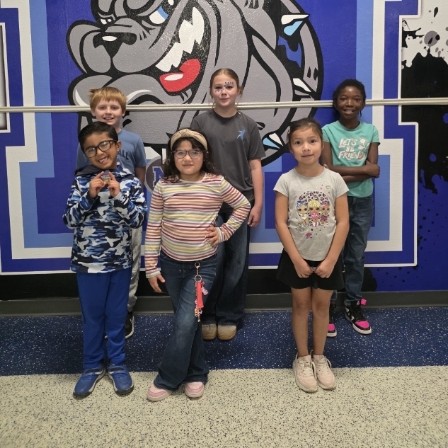 🐾💙 Elementary Bulldogs of the Week! 💙🐾
These amazing Bulldogs gave us plenty to be proud of this week! 🌟 Their hard work, positive attitudes, and kindness toward others make our school a better place each day.
We see you, Bulldogs, and we’re proud of you! 💙🐾