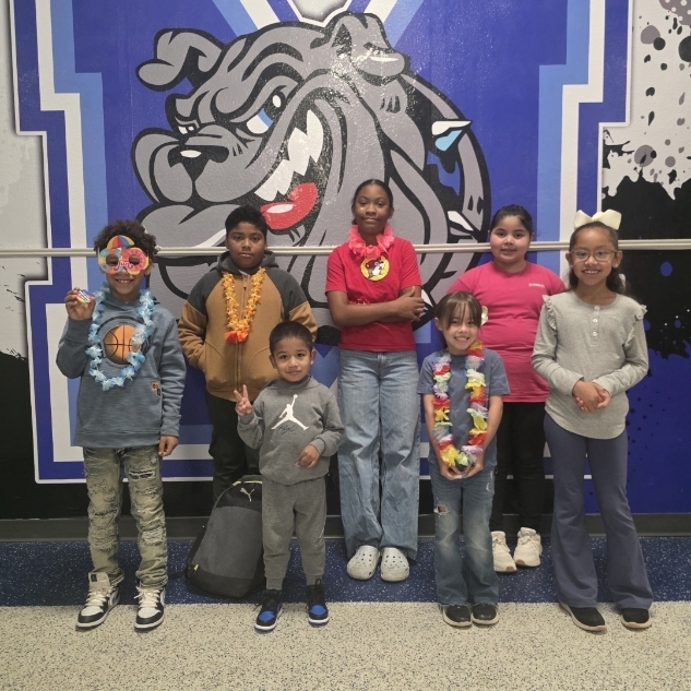 🐾💙 Elementary Bulldogs of the Week! 💙🐾

These amazing Bulldogs gave us plenty to be proud of this week! 🌟 Their hard work, positive attitudes, and kindness toward others make our school a better place each day.

We see you, Bulldogs, and we’re proud of you! 💙🐾