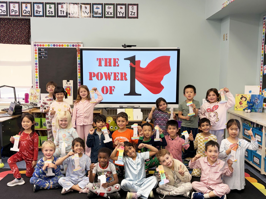 group picture of a kindergarten class