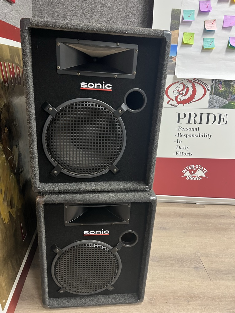speakers