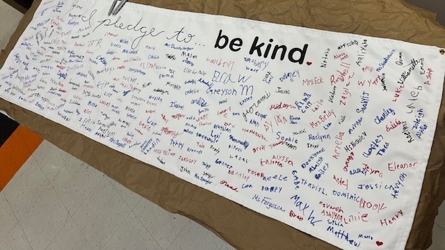 I pledge to be KIND <3