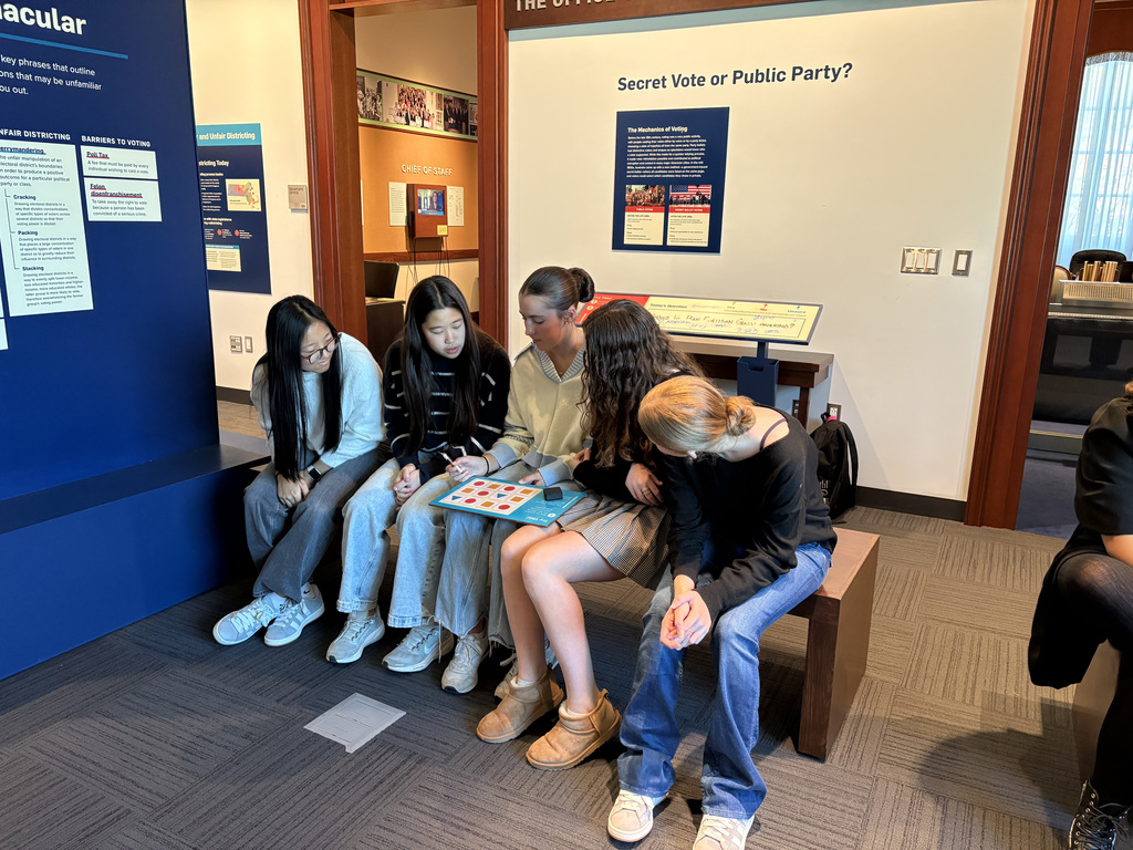 Pierce 8th grade visits the Kennedy Institute