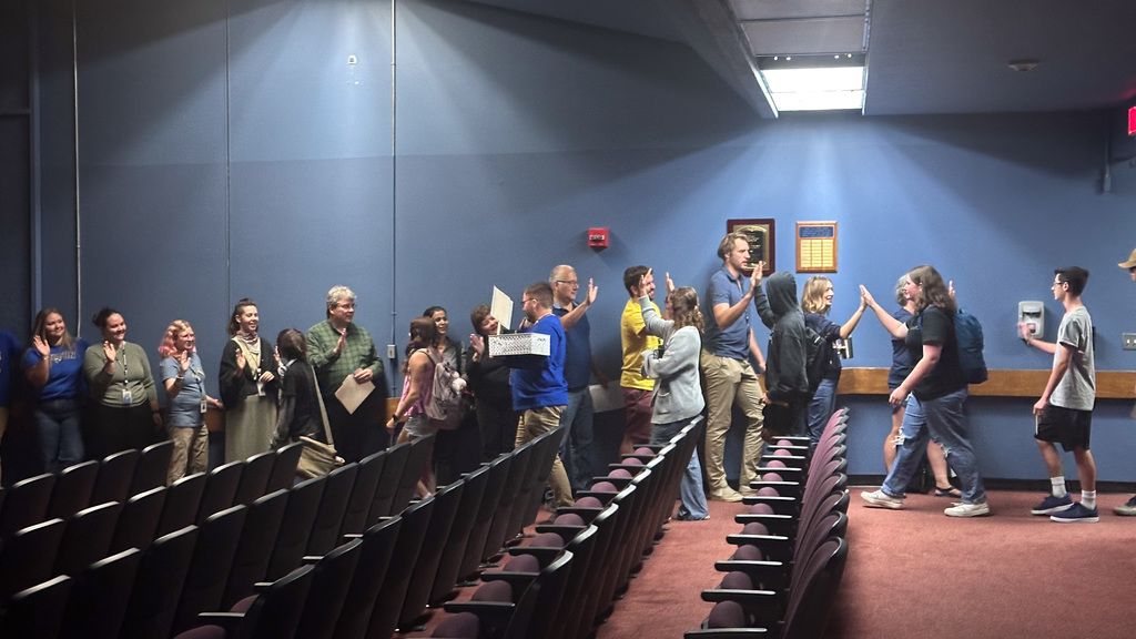 Freshman Welcome w/ High Fives