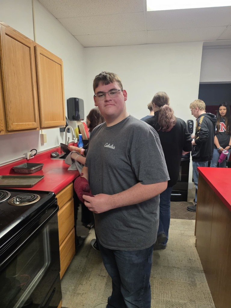 Calvin cookiing breakfast for FFA Staff breakfast