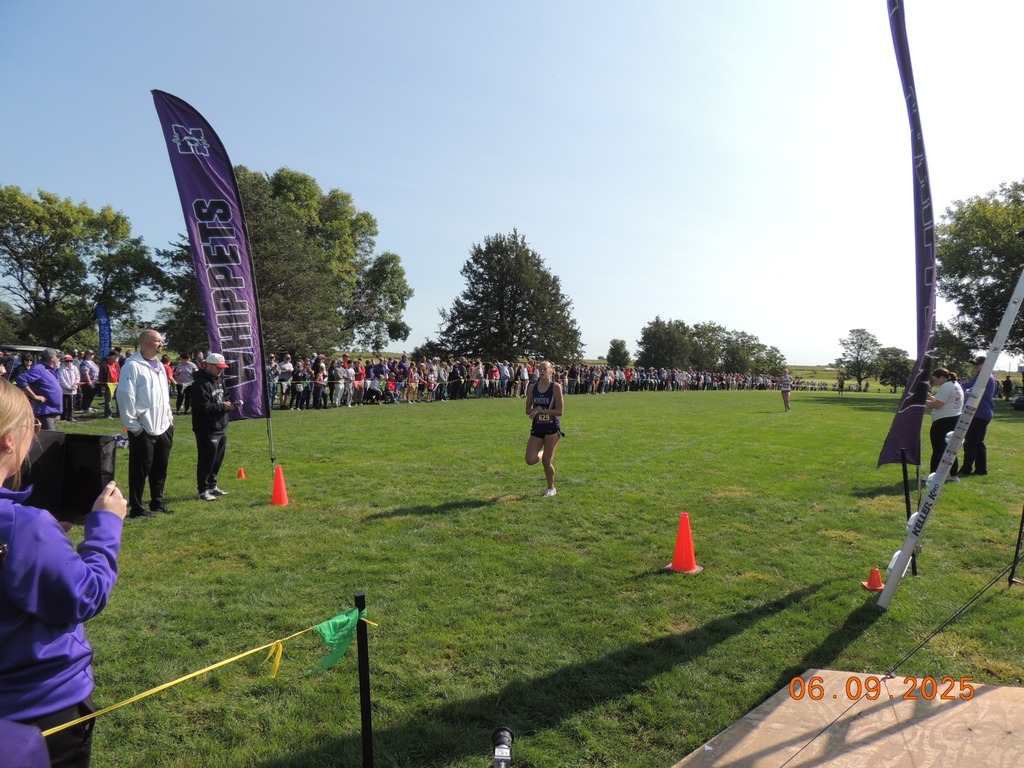 Finish - Look at that Crowd!