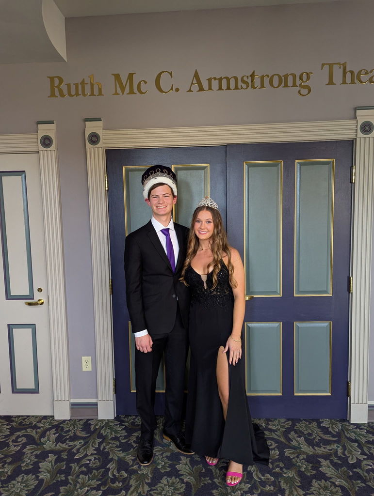 Carson Wright and Hallee Schoone