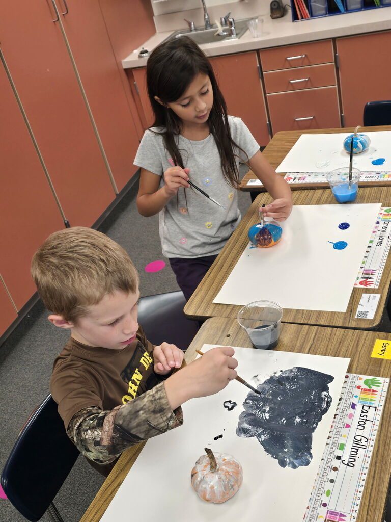 1st Grade - Pumpkin Painting