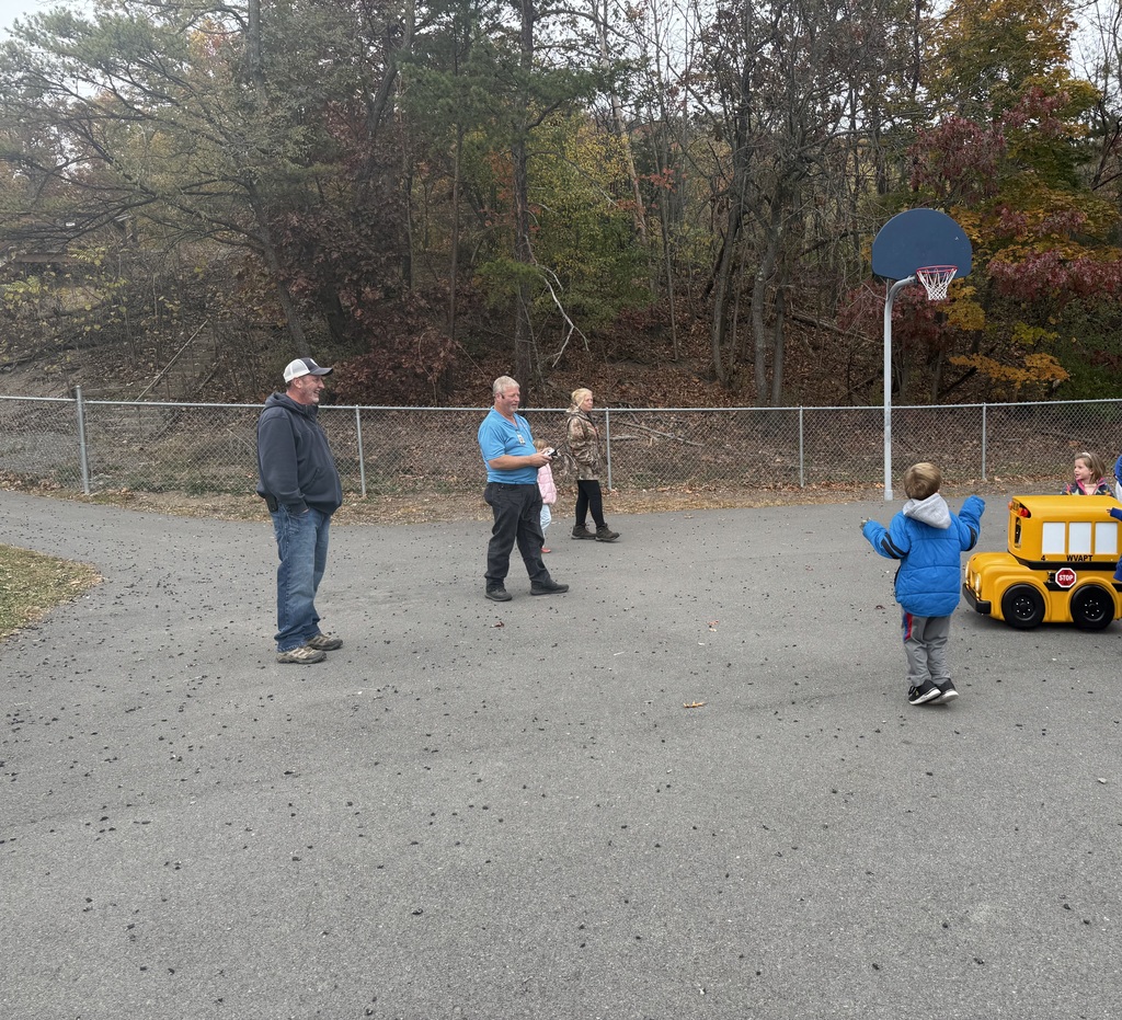 Mr. Liller and Mr. Knotts