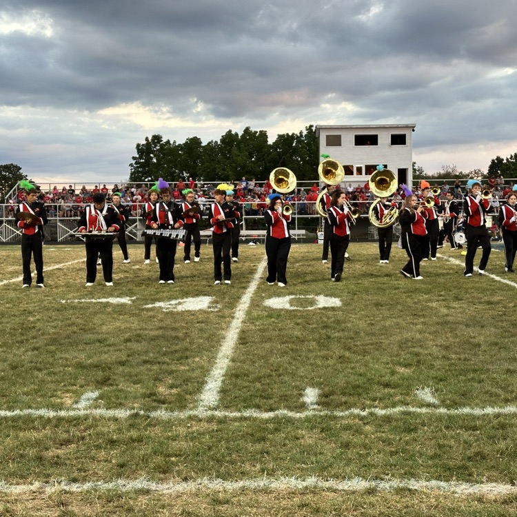 The Pride of Minerva!!! 🦁🎶 What a great halftime show from the Minerva Band tonight! 💛❤️ Way to represent, Lions! #MinervaPride #GoLions