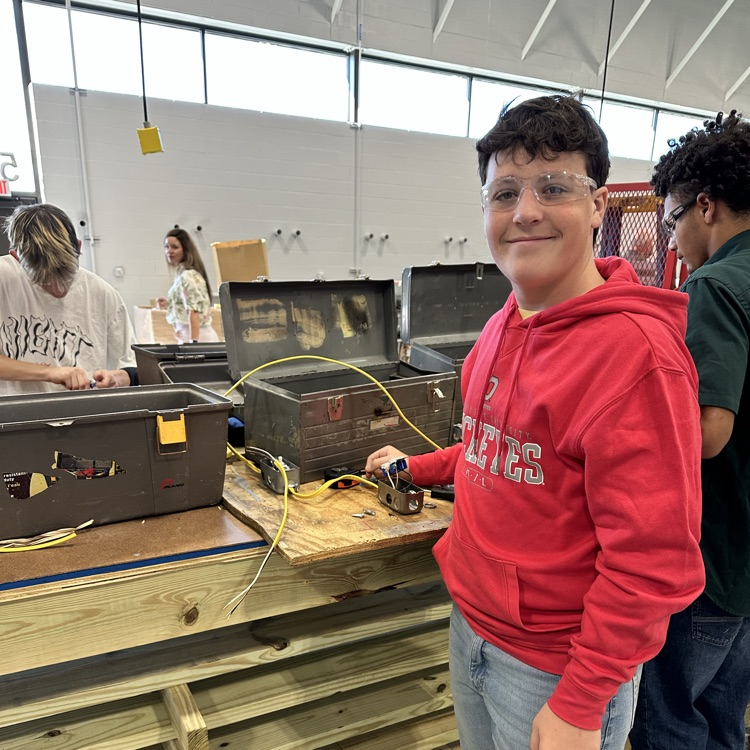 #MinervaPride Students are off to a GREAT start at RG Drage Career Center! 🎉 Learn • Earn • Succeed — we are so proud of you all! 🦁 Go Lions!