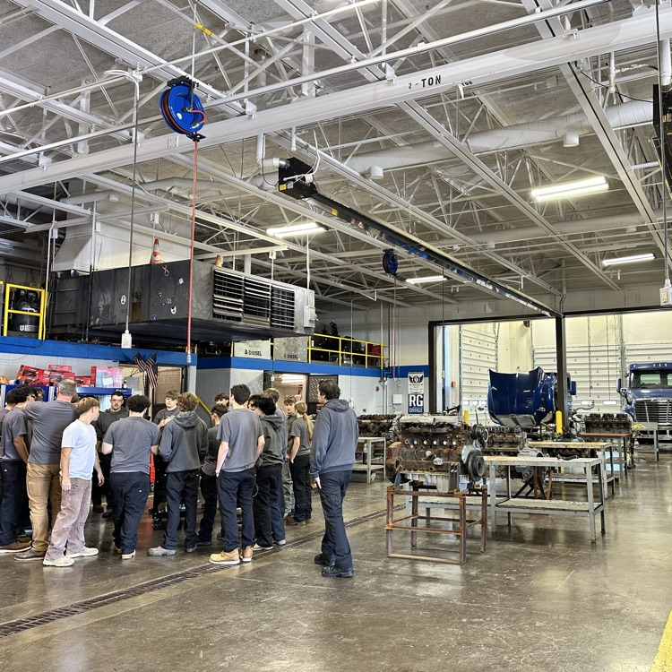 #MinervaPride Students are off to a GREAT start at RG Drage Career Center! 🎉 Learn • Earn • Succeed — we are so proud of you all! 🦁 Go Lions!