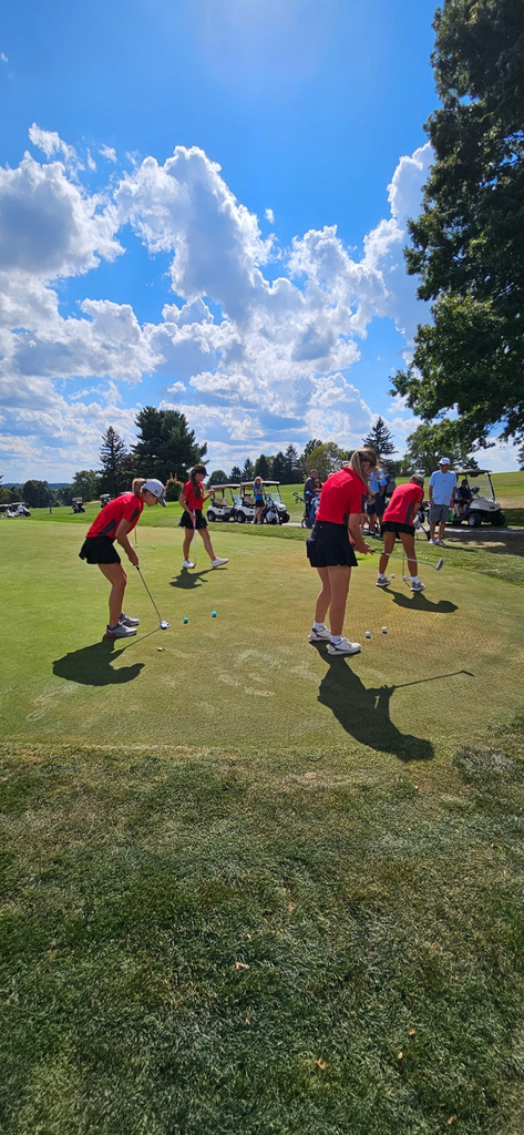 Minerva Girls Golf stays undefeated! 🦁⛳️ The Lady Lions battled to a close win over Louisville at Pleasant View Golf Course! With the victory, they move to an amazing 14-0 on the season! Keep it rolling, Lions! 💪🔥 #MinervaPride #GoLions