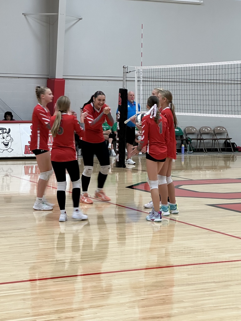 8th Grade Volleyball