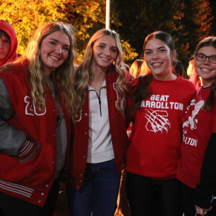 #MinervaPride 🔥 Bonfire and Final Tackle! Go Lions! Beat Carrollton! 🦁
