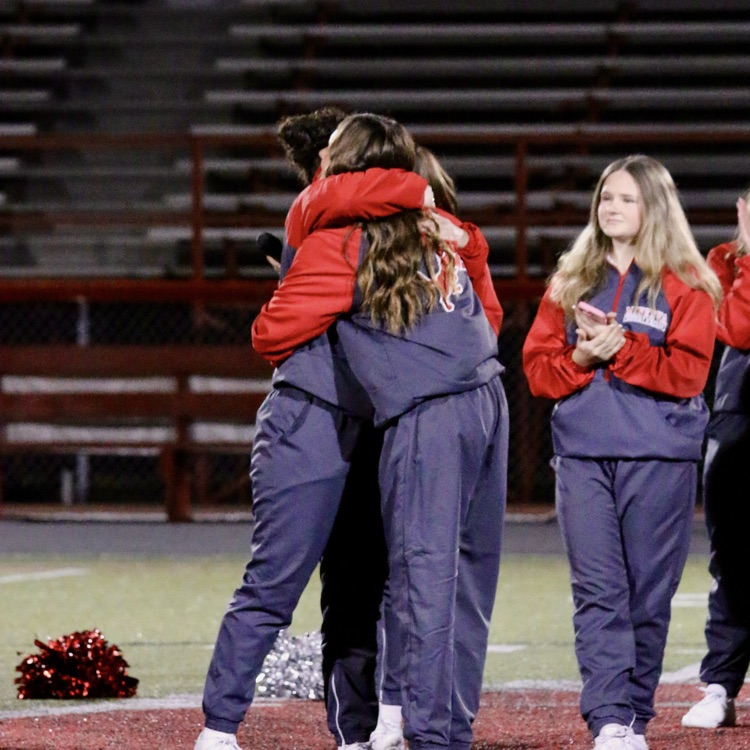 #MinervaPride 🔥 Bonfire and Final Tackle! Go Lions! Beat Carrollton! 🦁