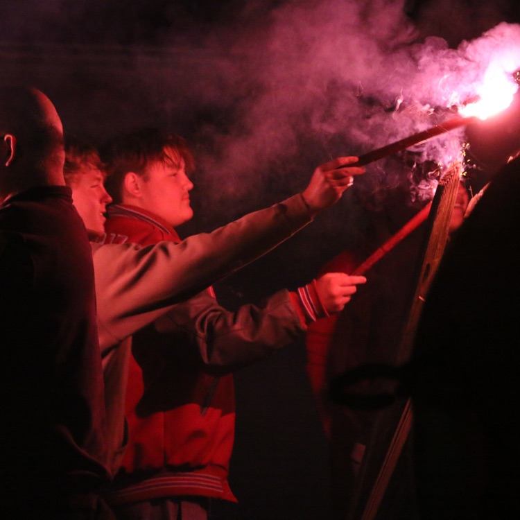 #MinervaPride 🔥 Bonfire and Final Tackle! Go Lions! Beat Carrollton! 🦁