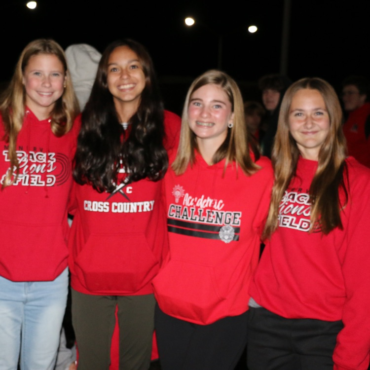 #MinervaPride 🔥 Bonfire and Final Tackle! Go Lions! Beat Carrollton! 🦁