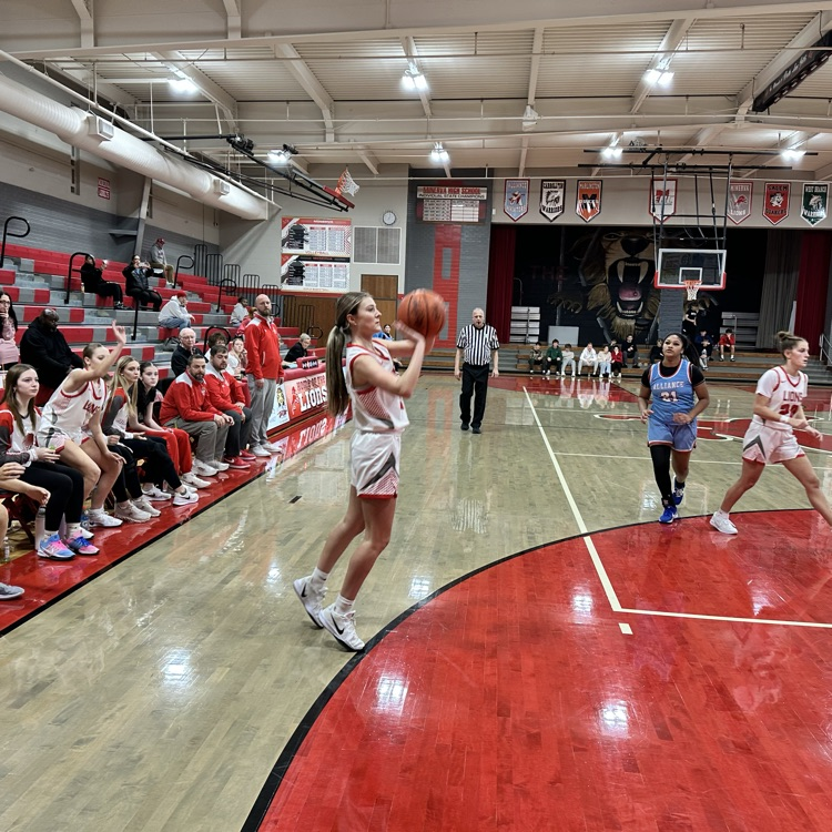 It’s a GREAT day to be a Minerva Lion! 🦁 Minerva Girls Basketball defends home court with a 47–37 victory! A complete team effort. Go Lions! #MinervaPride