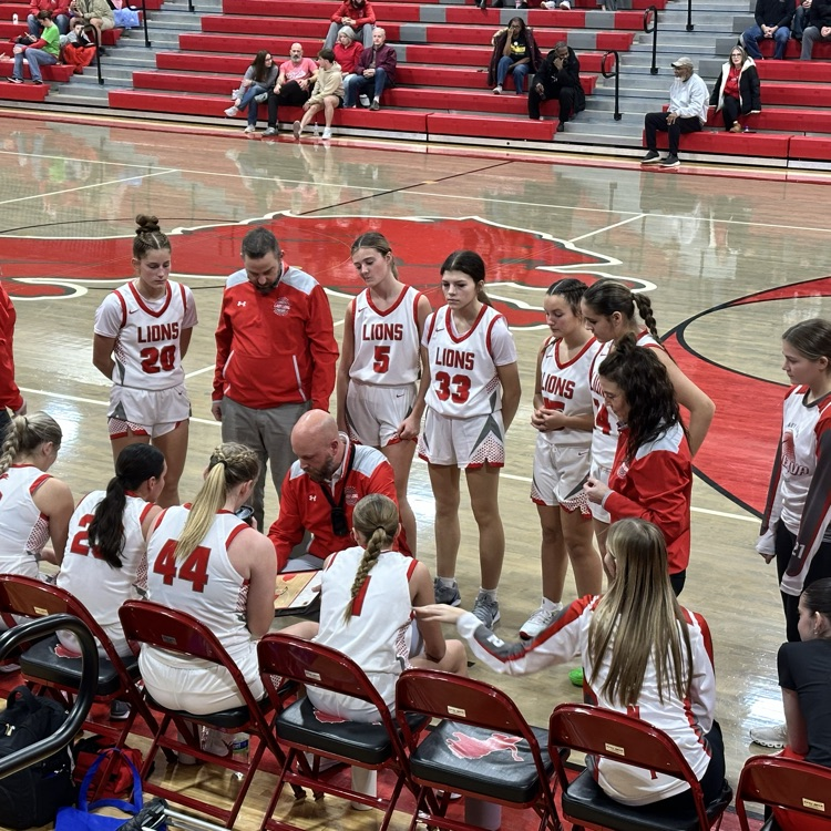 It’s a GREAT day to be a Minerva Lion! 🦁 Minerva Girls Basketball defends home court with a 47–37 victory! A complete team effort. Go Lions! #MinervaPride