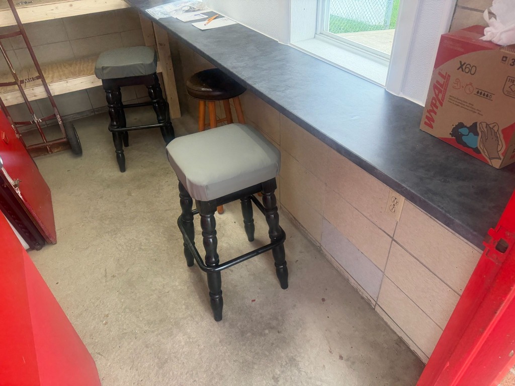 MINERVA HIGH SCHOOL HOME MAINTENANCE CLASS: HOME TICKET BOOTH REFRESH!