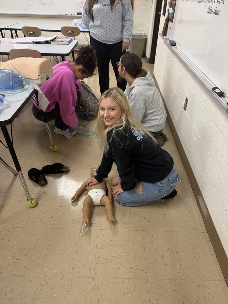 health occ students doing CPR 