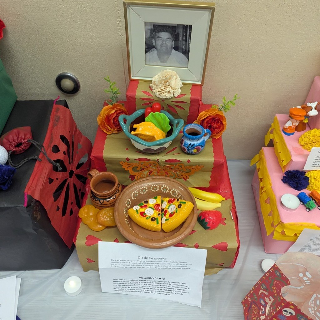 Día de los Muertos display