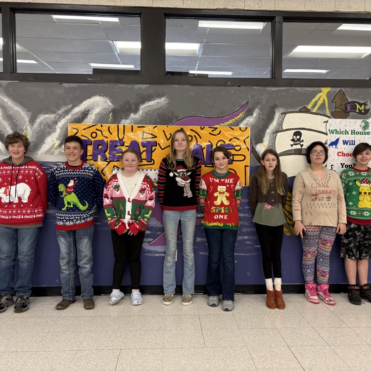 2025 ugly Christmas sweater