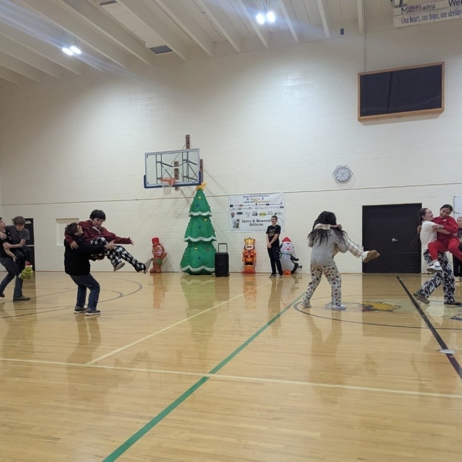 7th grade assembly games 