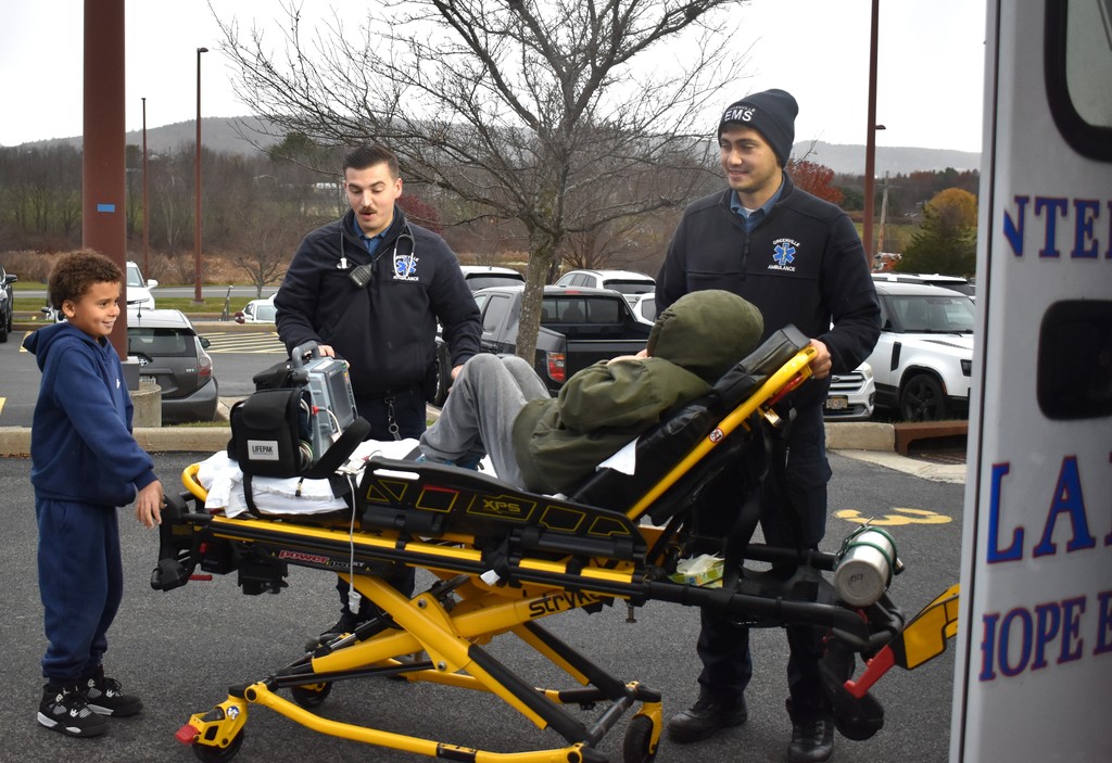 students with ambulance