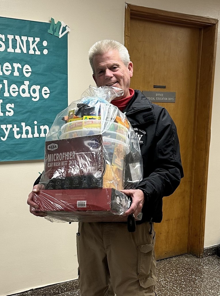 tricky tray gathering