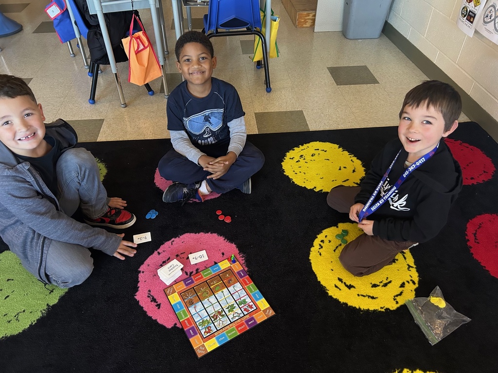 students  playing games