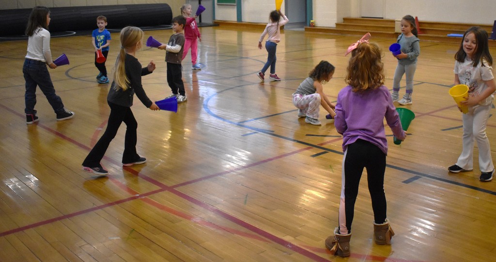 students in physical education class