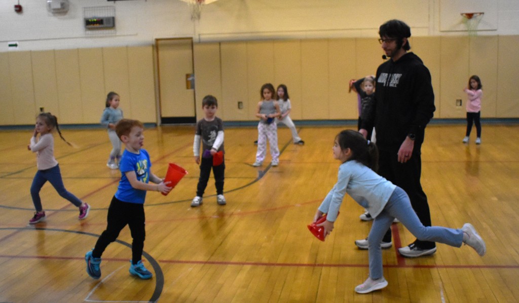 students in physical education class