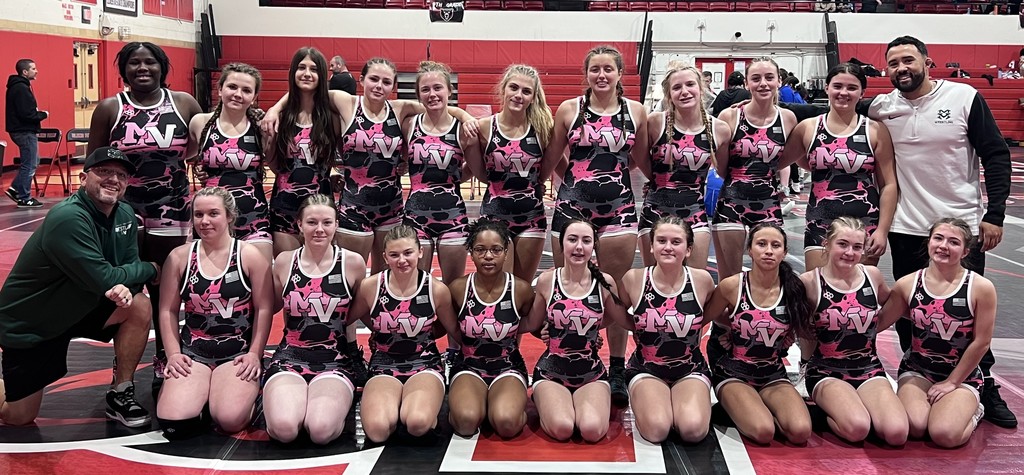 girls wrestling team