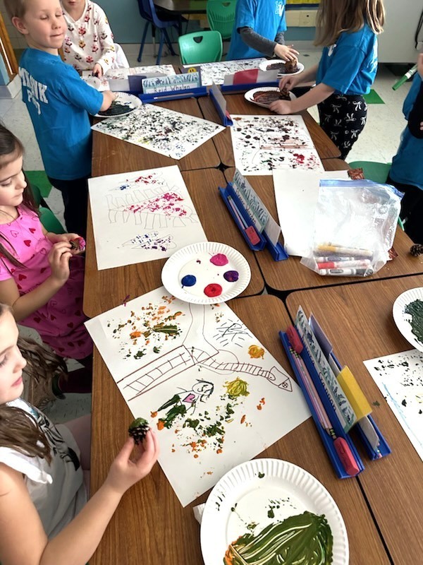 student in art class