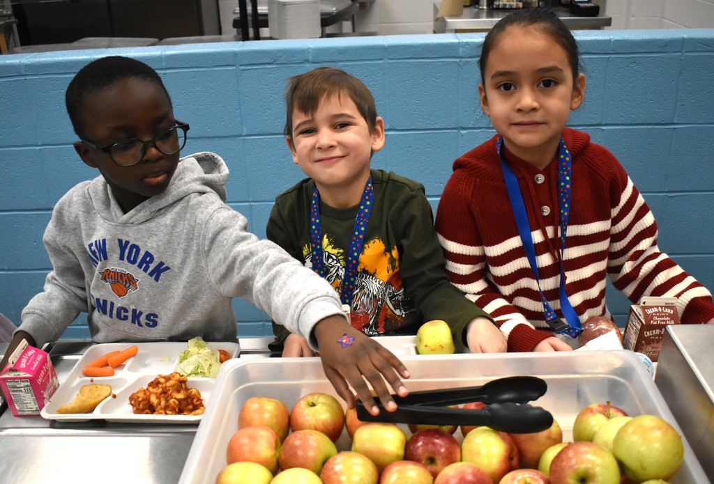 students at lunch
