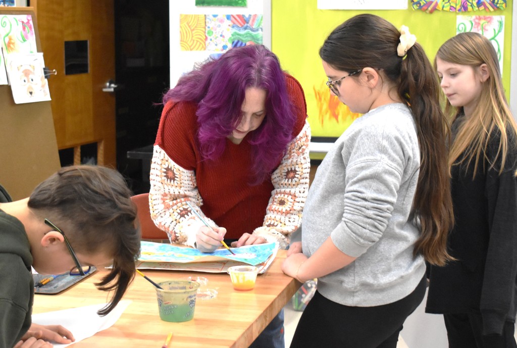 art teacher and students