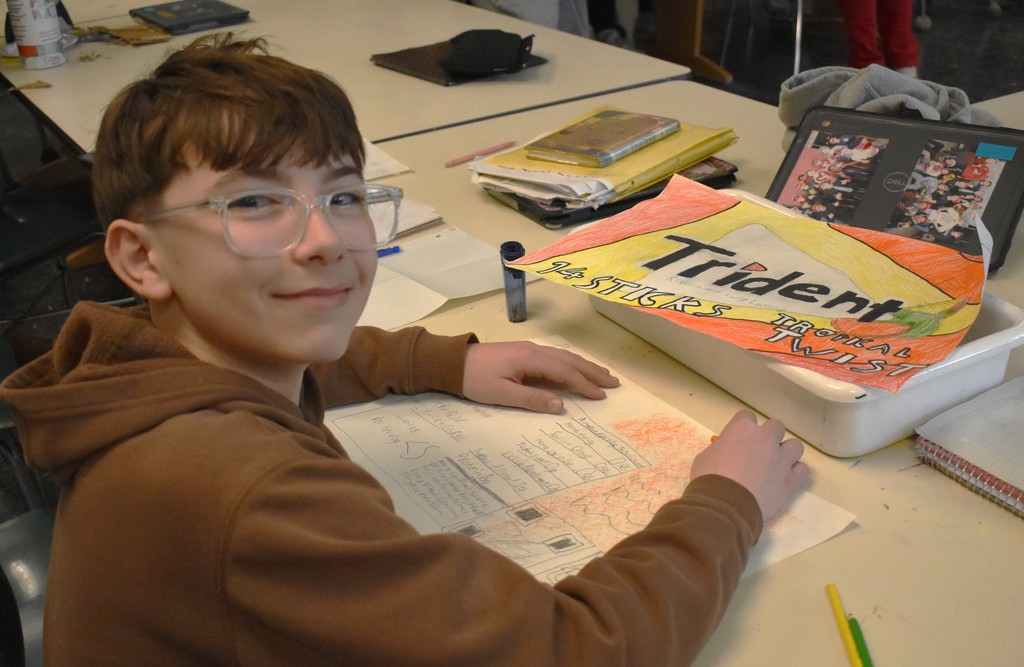 student in art class