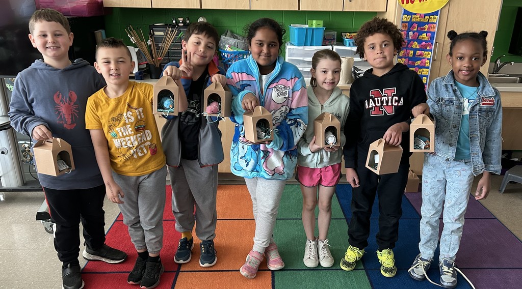 students with chick boxes