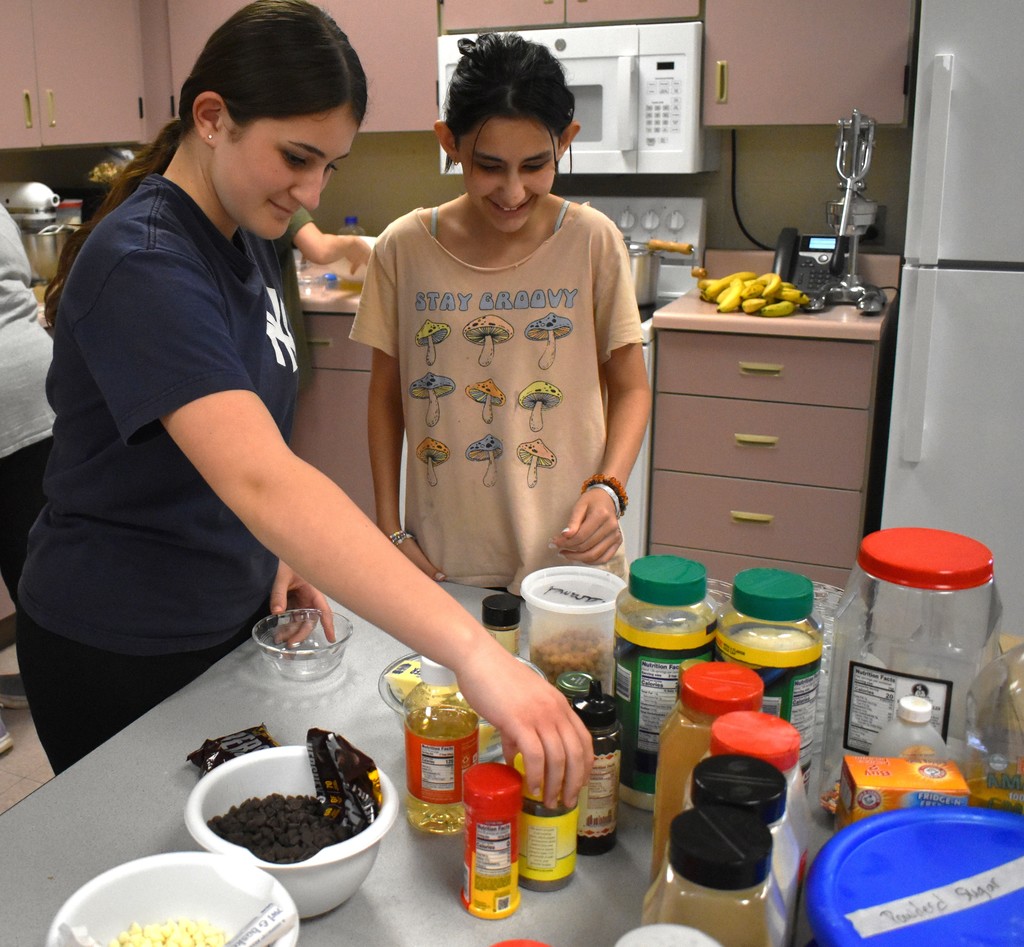 students with popcorn