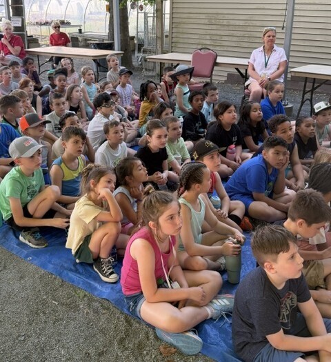 students on field trip