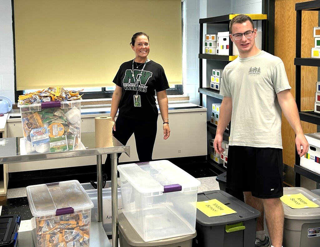 students with collected food