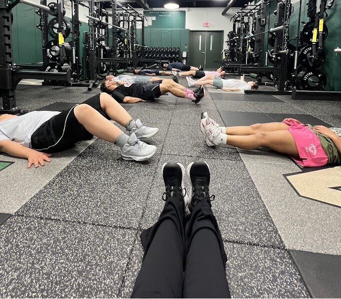 students in weight room 