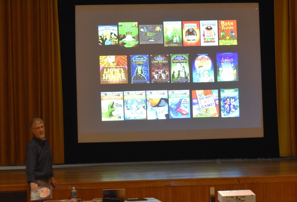 slide of books