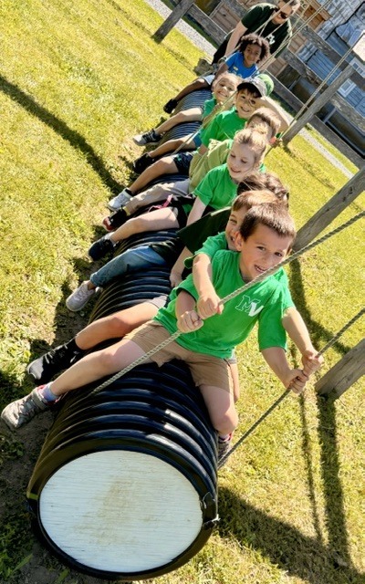 kids on field trip