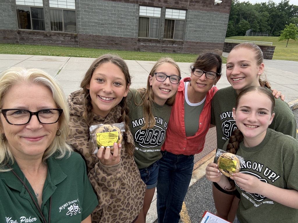 students with cookies