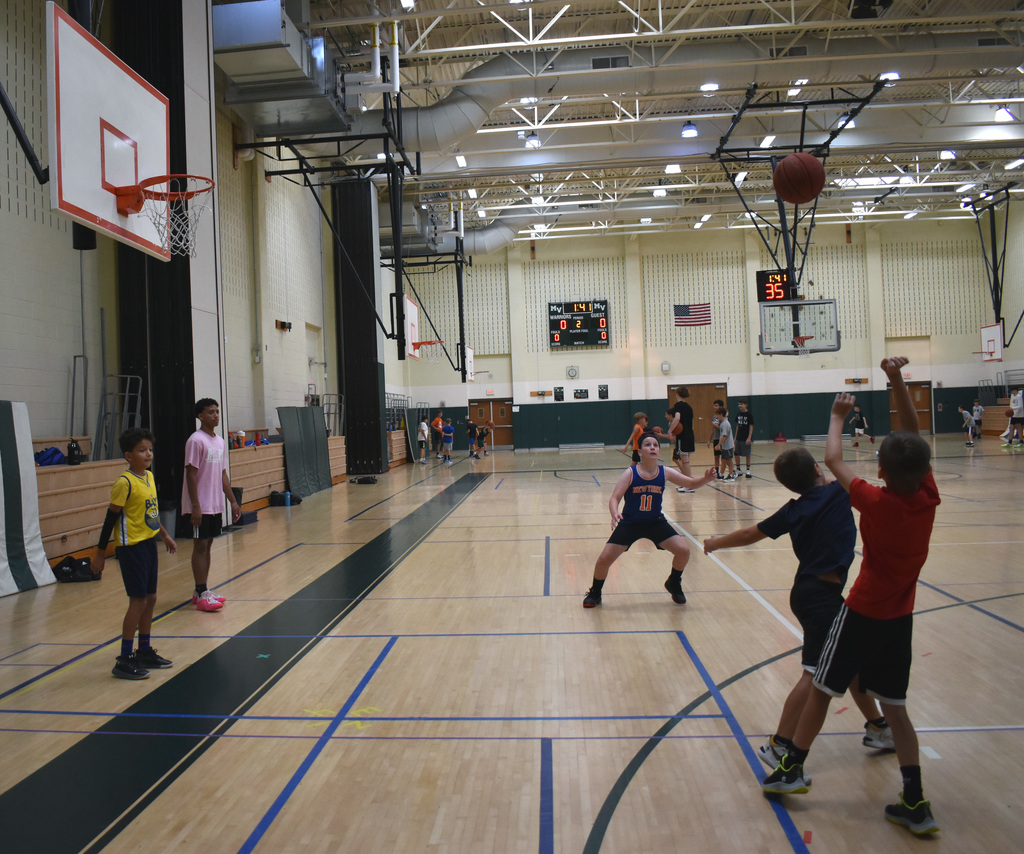 boys playing basketball