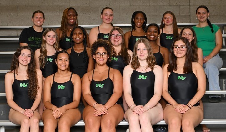 girls varsity swim team